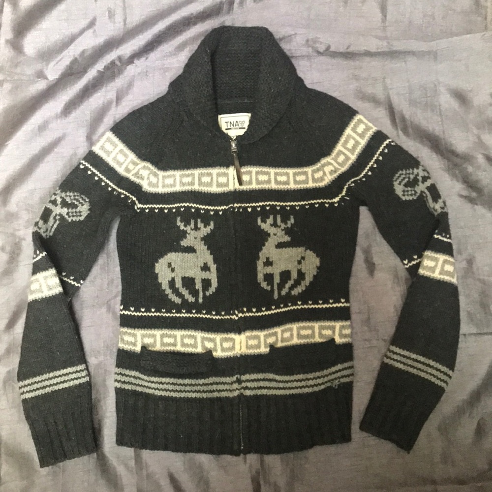 TNA ARITZIA COWICHAN SWEATER